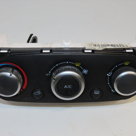 Commande de chauffage occasion RENAULT CLIO IV Phase 2 08-2016->... 1.5 DCI 75ch 275100638R