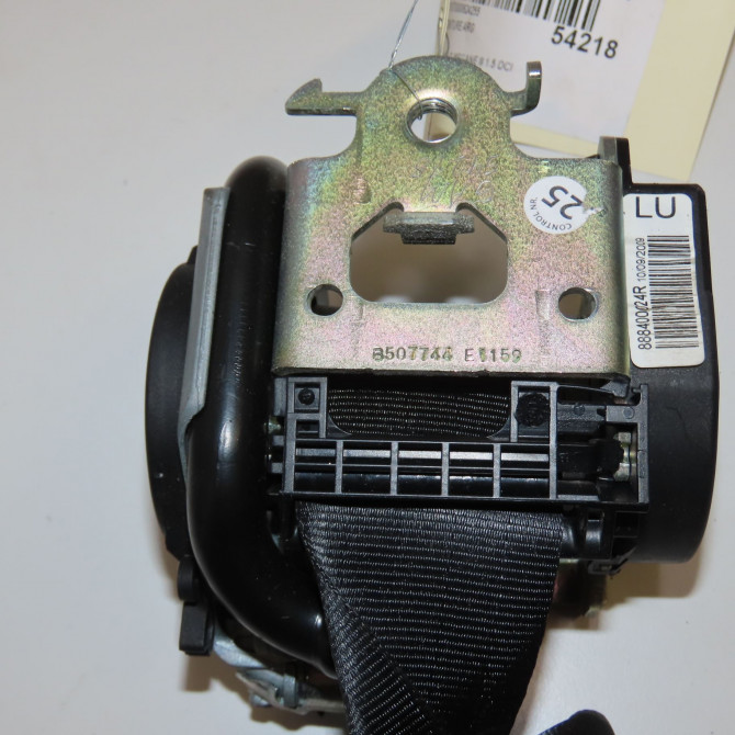 Ceinture arrière gauche occasion RENAULT MEGANE III Phase 1 11-2008->01-2012 1.5 DCI 105ch 888410013R 3