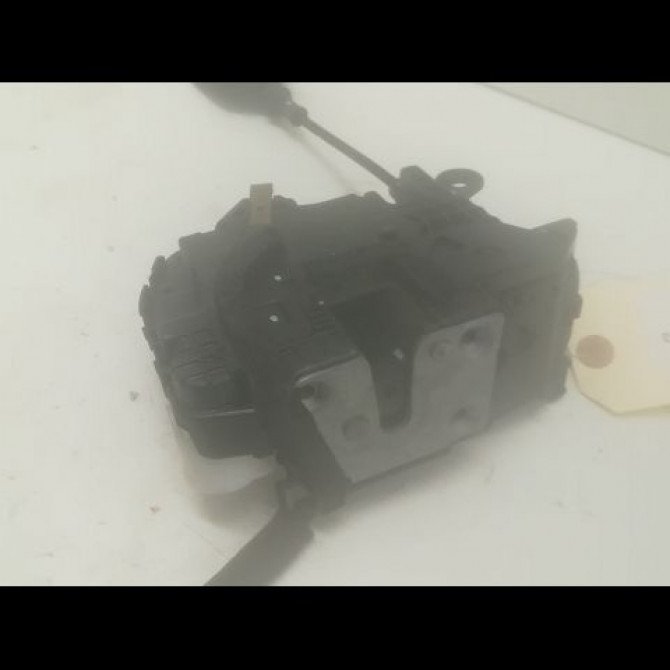 Serrure porte arg occasion RENAULT TWINGO III Phase 1 06-2014->... 1.0 SCE 12v 70ch 825033289R 2