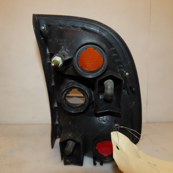 Feu arrière gauche occasion TOYOTA RAV4 I 8156042020 2