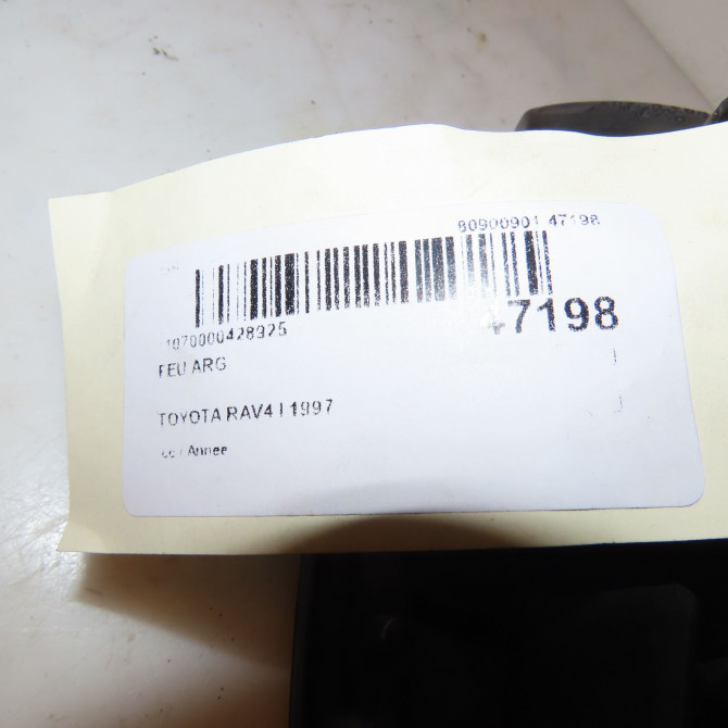 Feu arrière gauche occasion TOYOTA RAV4 I 8156042020 4