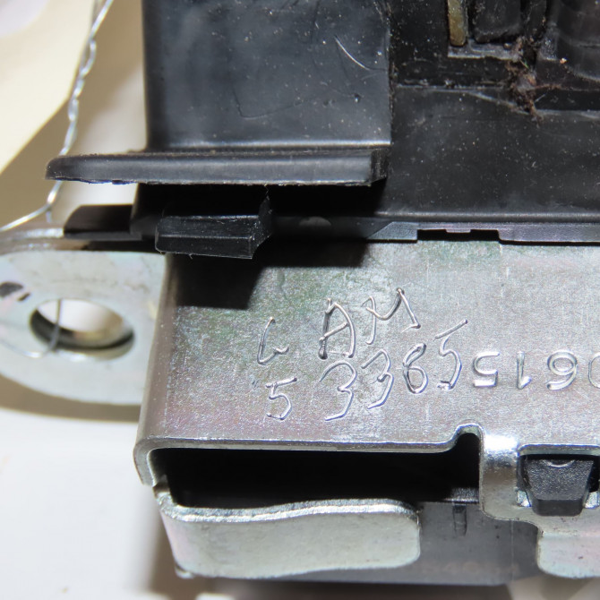 Serrure hayon occasion SEAT IBIZA IV Phase 3 09-2015->... 1.2 TSI 90ch 6J3827505E9B9 4