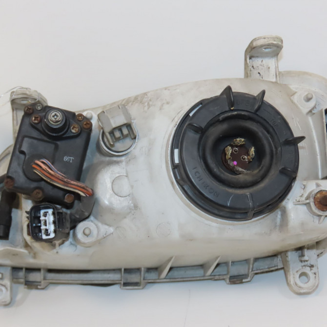 Phare droit occasion TOYOTA RAV4 I Phase 1 04-1995->04-1999 2.0 GX 129ch 8110542032 2