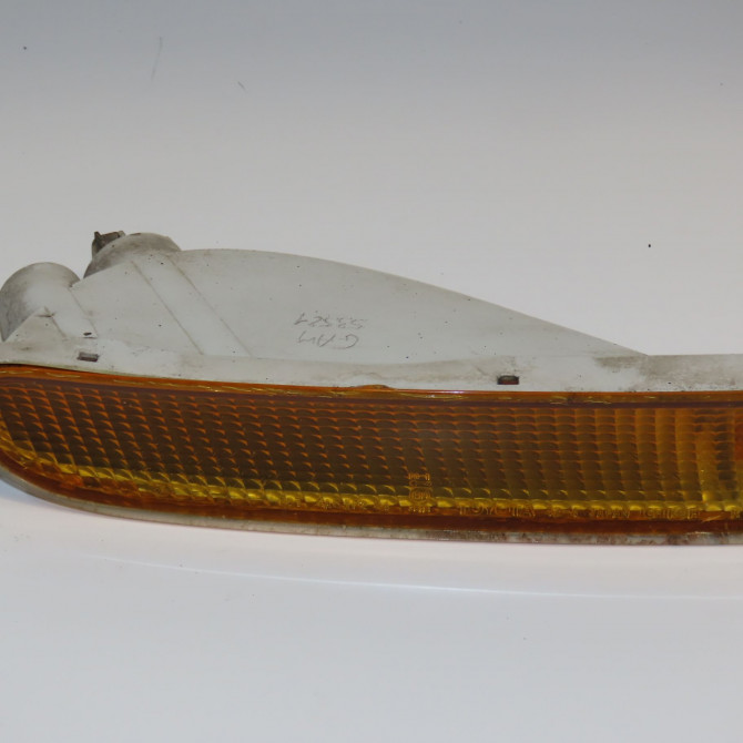 Clignotant droit occasion TOYOTA RAV4 I Phase 1 04-1995->04-1999 2.0 GX 129ch 8151042010 1