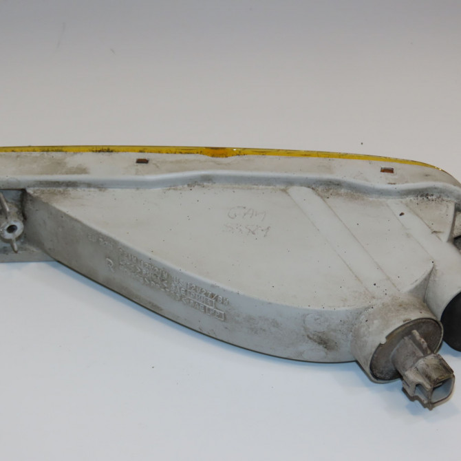 Clignotant droit occasion TOYOTA RAV4 I Phase 1 04-1995->04-1999 2.0 GX 129ch 8151042010 2