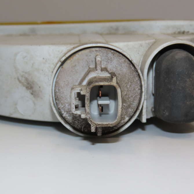 Clignotant droit occasion TOYOTA RAV4 I Phase 1 04-1995->04-1999 2.0 GX 129ch 8151042010 3