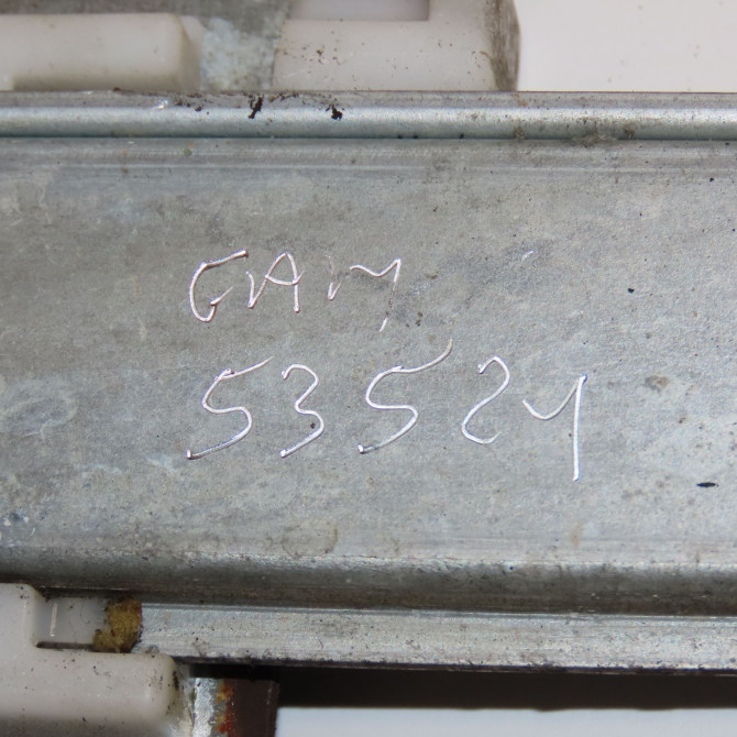 Mecanisme + moteur lève-glace avant droit occasion TOYOTA RAV4 I Phase 1 04-1995->04-1999 2.0 GX 129ch 6980142021 7