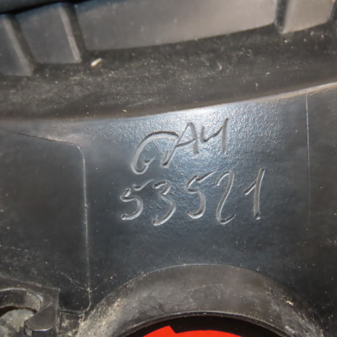 Feu arrière gauche occasion TOYOTA RAV4 I Phase 1 04-1995->04-1999 2.0 GX 129ch 8156042020 3