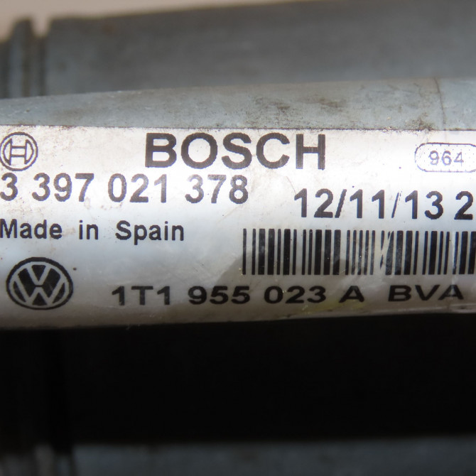 Moteur essuie-glace avant occasion VOLKSWAGEN CADDY III Phase 1 04-1995->04-1999 1.6 TDI 102ch 2K1955023J 6