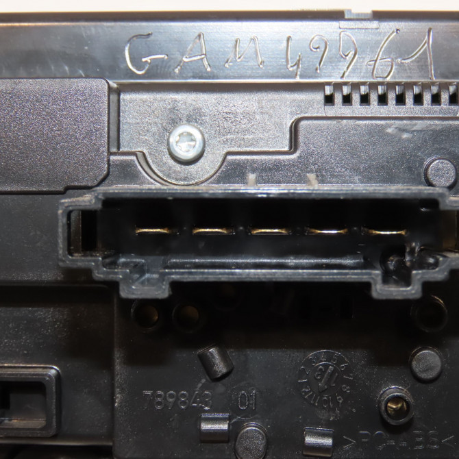 Commande de chauffage occasion VOLKSWAGEN CADDY III Phase 1 04-1995->04-1999 1.6 TDI 102ch 7N0907426DAZJU 3