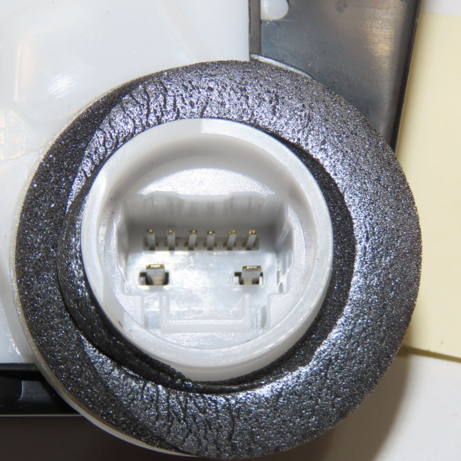 Serrure porte avg occasion TOYOTA YARIS III Phase 2 06-2014->... 1.5 100ch 690400D520 5