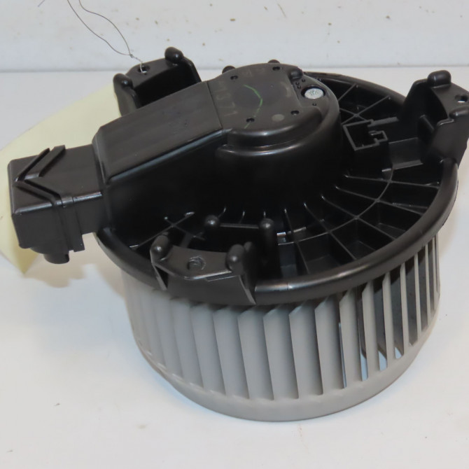 Ventilateur de chauffage occasion TOYOTA YARIS III Phase 2 06-2014->... 1.3 VVT-I 100ch 871030D101 2