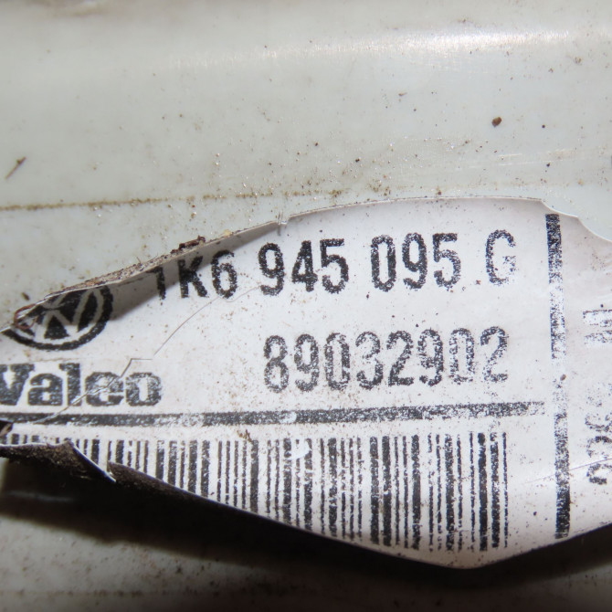 Feu arrière gauche occasion VOLKSWAGEN GOLF V Phase 1 11-2003->10-2008 1.9 TDI 90ch 1K6945095AA 4