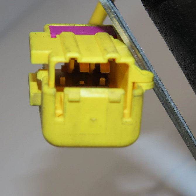 Ceinture avant droite occasion VOLKSWAGEN GOLF PLUS Phase 1 03-2005->03-2009 1.9 TDI 105ch 5M1857706DRAA 5