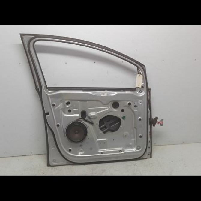 Porte avant gauche occasion VOLKSWAGEN GOLF V Phase 1 11-2003->10-2008 1.9 TDI 105ch 5M0831301P 2