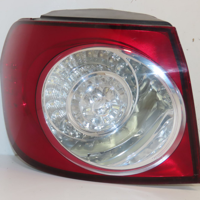 Feu arrière gauche occasion VOLKSWAGEN GOLF PLUS Phase 1 03-2005->03-2009 1.9 TDI 105ch 5M0945095N 1