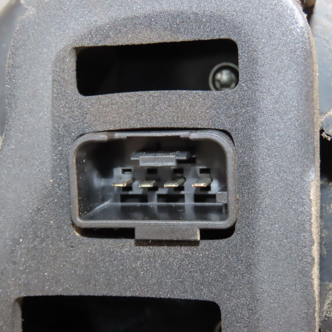 Feu arrière gauche occasion VOLKSWAGEN GOLF PLUS Phase 1 03-2005->03-2009 1.9 TDI 105ch 5M0945095N 3