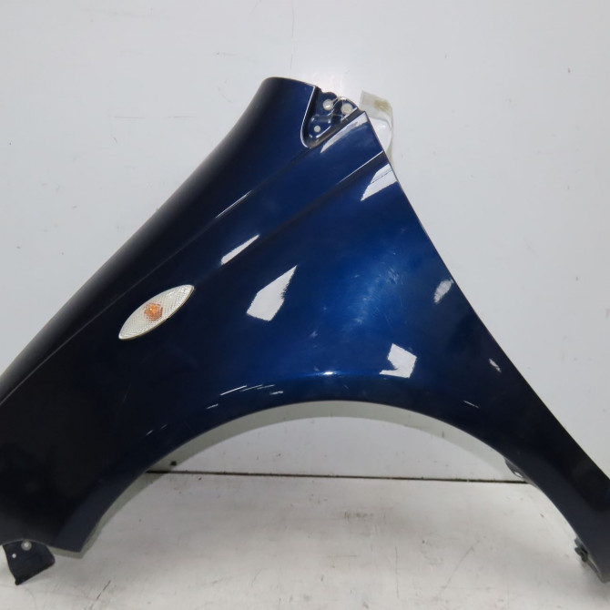 Aile avant gauche occasion TOYOTA YARIS I Phase 2 03-2003->12-2005 1.3i 87ch 538120D010 1