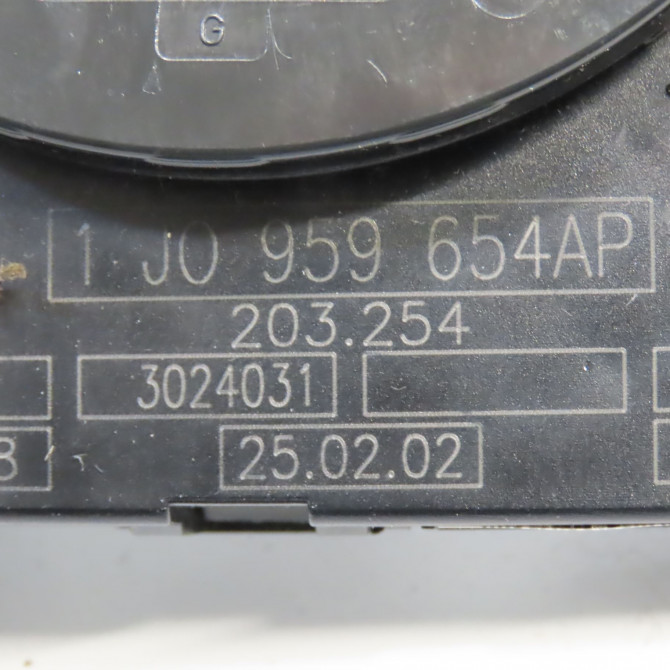 occasion VOLKSWAGEN GOLF IV GOLF IV Phase 1 1998-01-01->2005-06-30 1J0959654BK 5