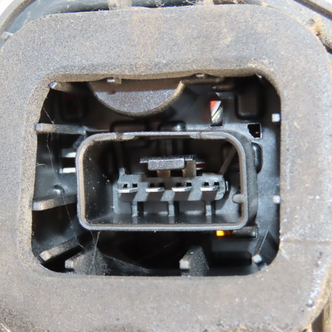 Feu arrière gauche occasion VOLKSWAGEN GOLF V Phase 1 11-2003->10-2008 1.9 TDI 105ch 1K6945095AA 3