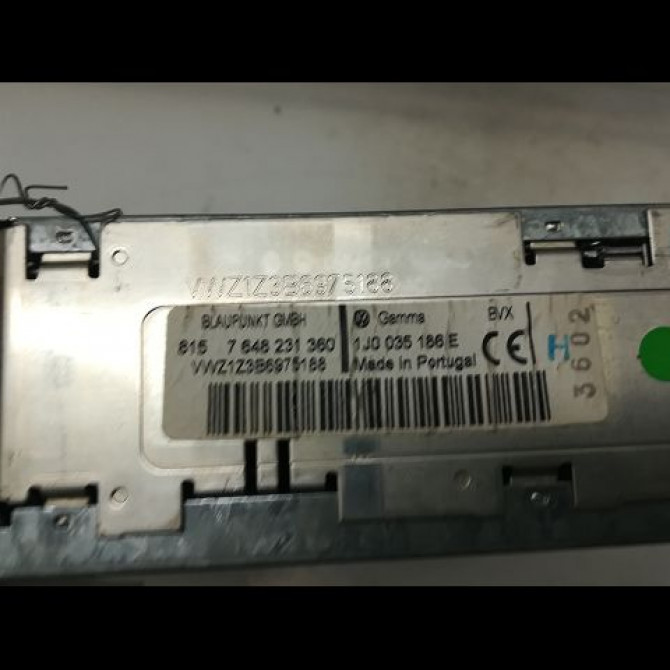 Autoradio occasion VOLKSWAGEN PASSAT IV Phase 2 10-2000->03-2005 1.9 TDI 130ch 3