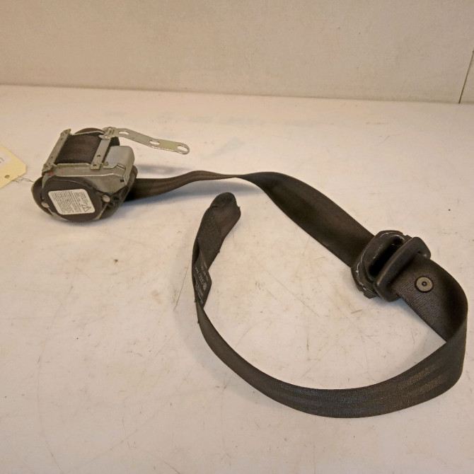 Ceinture avant droite occasion VOLKSWAGEN POLO IV Phase 2 05-2005->09-2009 1.4 TDI 70ch 6Q3857706LRAA 1