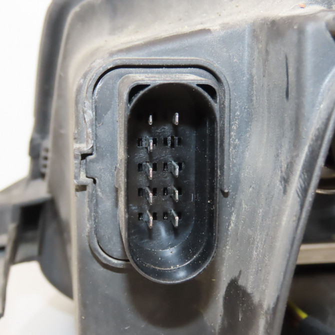 Phare droit occasion VOLKSWAGEN PASSAT IV Phase 2 10-2000->03-2005 1.9 TDI 100ch 3B0941016AN 3