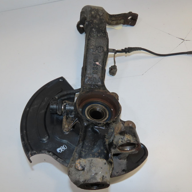 Moyeu avd occasion VOLKSWAGEN PASSAT IV Phase 2 10-2000->03-2005 1.9 TDI 100ch 8D0407615E 2