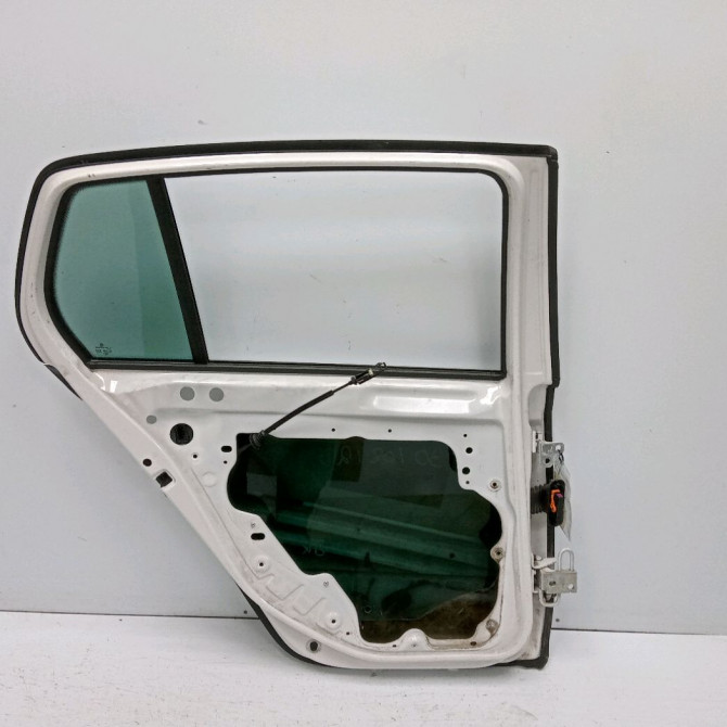 Porte arrière gauche occasion VOLKSWAGEN GOLF VI Phase 1 10-2008->04-2013 2.0 TDI 140ch 5K6833055K 2
