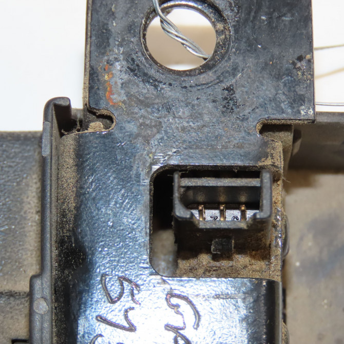 Serrure hayon occasion VOLKSWAGEN TRANSPORTER V Phase 1 06-2003->08-2009 7LA827505H 3