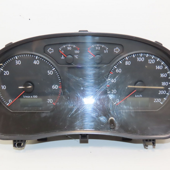 Compteur occasion VOLKSWAGEN POLO IV Phase 2 05-2005->09-2009 1.2 60ch 6Q0920823TZ06 1
