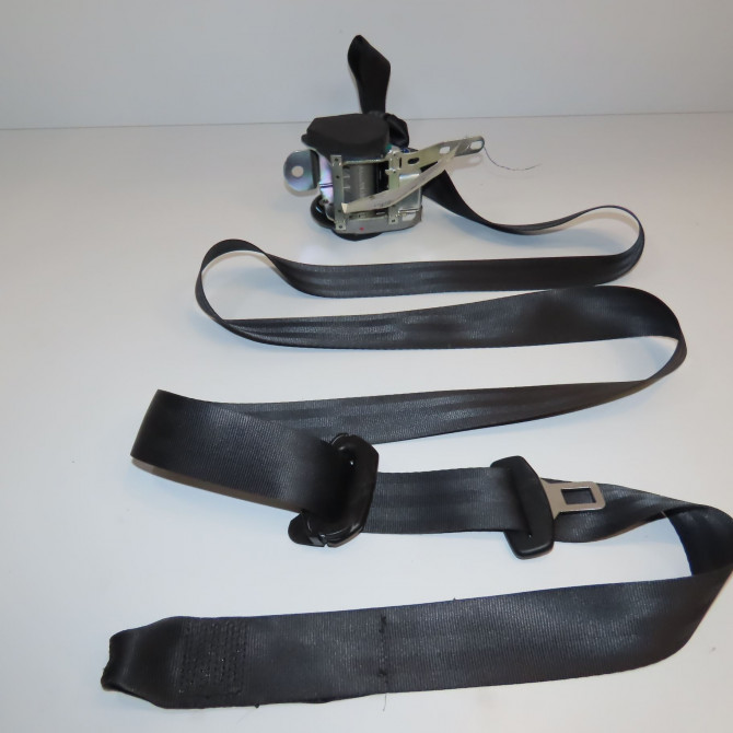 Ceinture avant droite occasion VOLKSWAGEN POLO IV Phase 2 05-2005->09-2009 1.2 60ch 6Q3857706LRAA 1