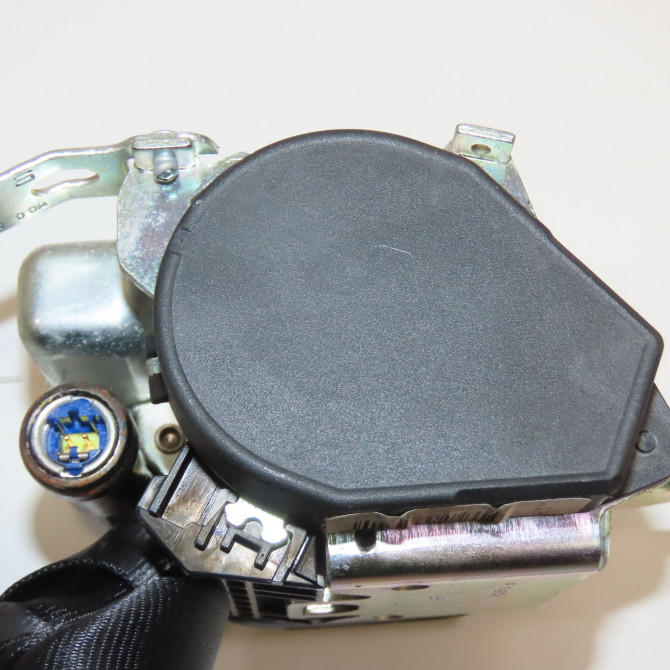 Ceinture avant droite occasion VOLKSWAGEN POLO IV Phase 2 05-2005->09-2009 1.2 60ch 6Q3857706LRAA 4