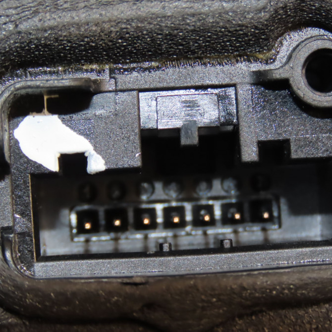 Serrure porte ard occasion VOLKSWAGEN POLO V POLO V Phase 1 2009-09-01->2014-05-31 1.6 TDI 90 6C0839014 4