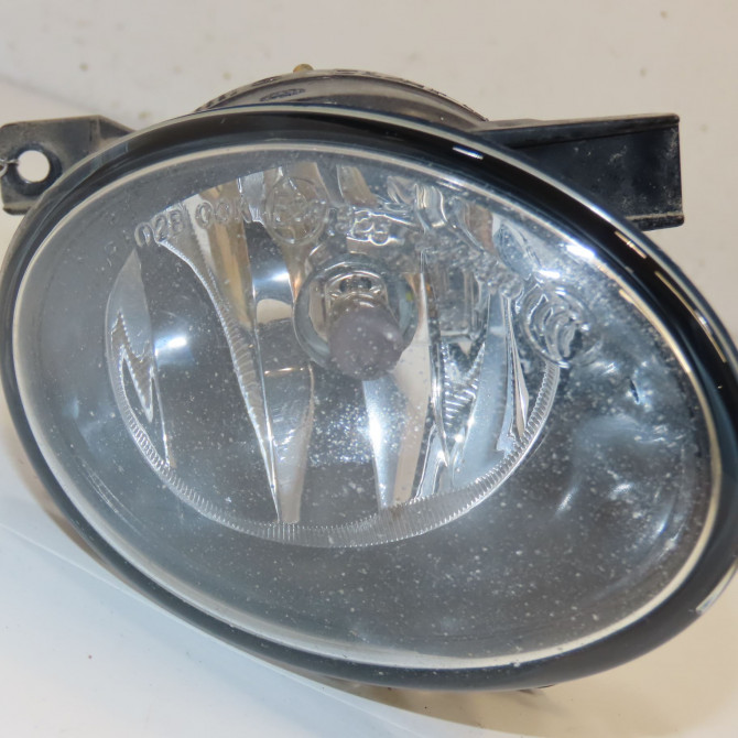 Phare antibrouillard avant droit occasion VOLKSWAGEN TOURAN II Phase 1 09-2010->12-2015 1.6 TDI 105ch 5K0941700F 1