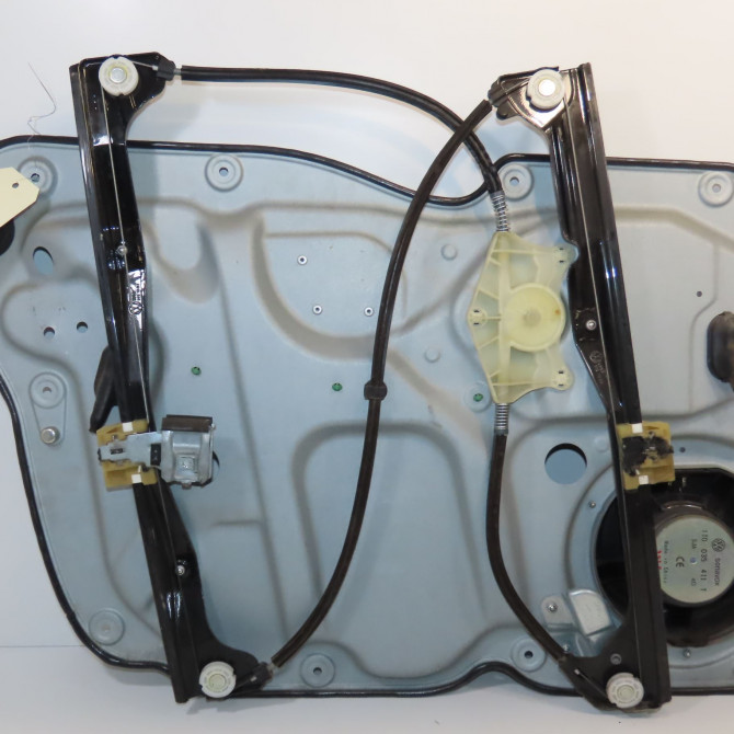 Mecanisme + moteur lève-glace avant droit occasion VOLKSWAGEN TOURAN II Phase 1 09-2010->12-2015 1T1837462B 2