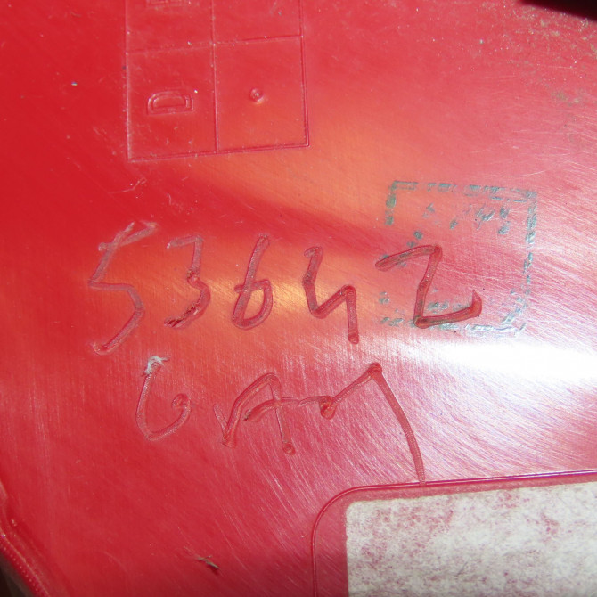 Feu arrière droit occasion VOLKSWAGEN TOURAN II Phase 1 09-2010->12-2015 1T0945096R 4