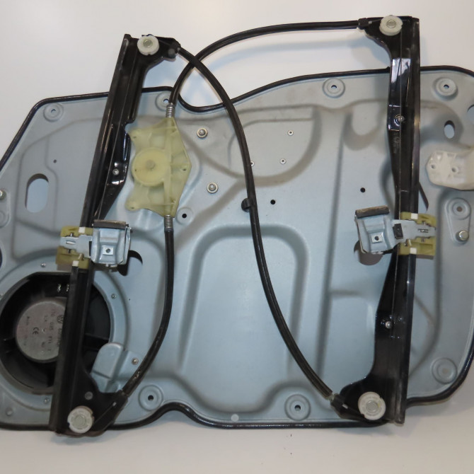 Mecanisme+moteur leve-glace avg occasion VOLKSWAGEN TOURAN II Phase 1 09-2010->12-2015 1T1837461B 1