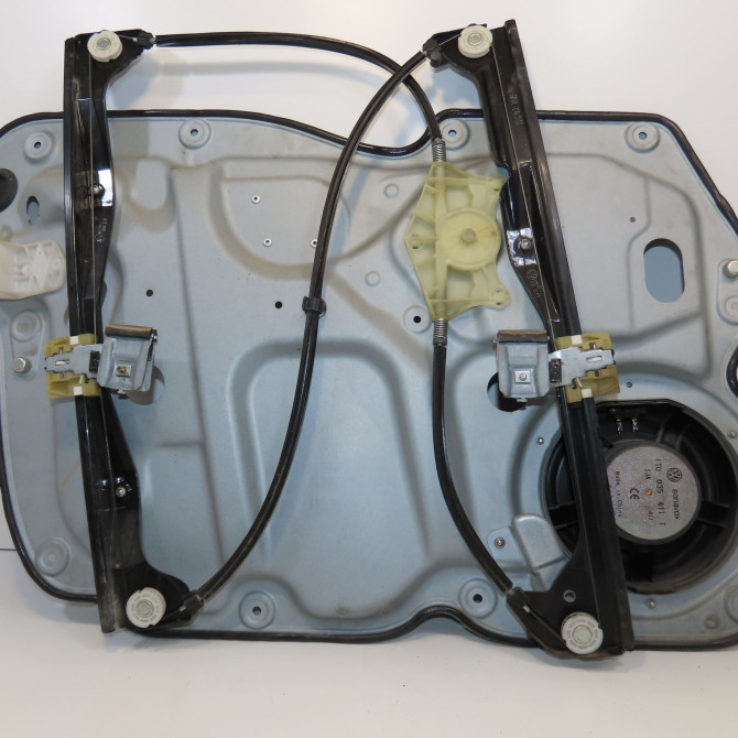 Mecanisme + moteur lève-glace avant droit occasion VOLKSWAGEN TOURAN II Phase 1 09-2010->12-2015 1T1837462B 1