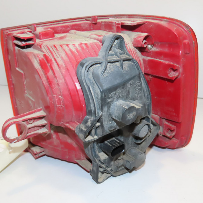 Feu arrière gauche occasion VOLKSWAGEN TOURAN II Phase 1 09-2010->12-2015 1T0945095R 2