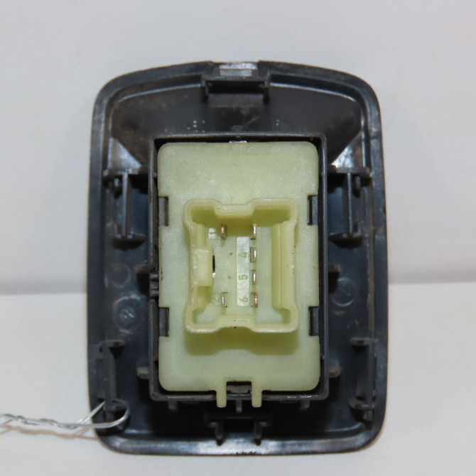 Commande lève-glace porte avant droite occasion DACIA LODGY Phase 1 01-2012->... 1.5 DCI 90ch 254013145R 2