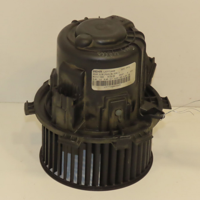 Ventilateur de chauffage occasion PEUGEOT 407 Phase 2 07-2008->04-2011 2.0 HDI 140ch 6441AJ 2