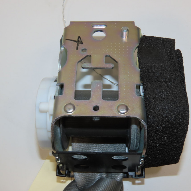 Ceinture arrière droite occasion CITROEN C5 II Phase 1 04-2008->... 2.0 HDi 138ch 8975S1 3