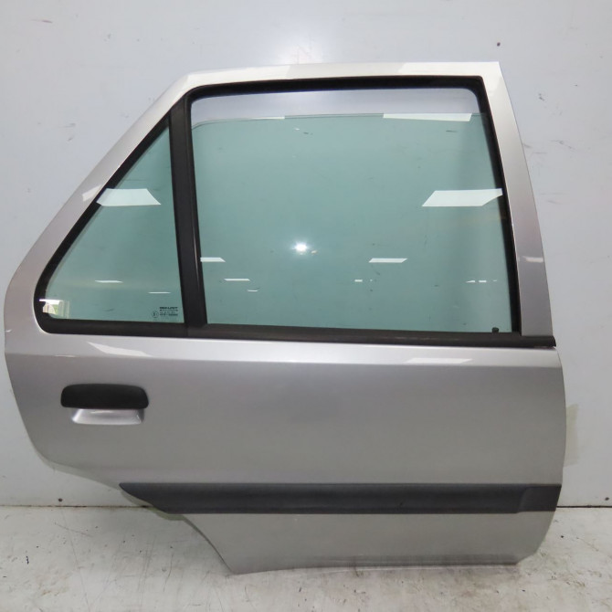 Porte arrière droite occasion CITROEN SAXO Phase 2 09-1999->12-2004 1.1i 60ch 900898 1