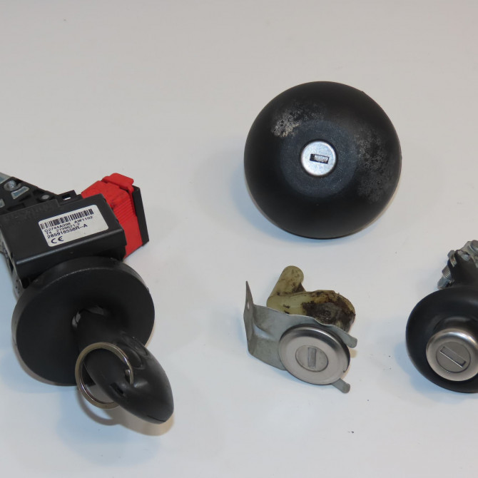 Kit serrures + antivol occasion DACIA LODGY Phase 1 01-2012->... 1