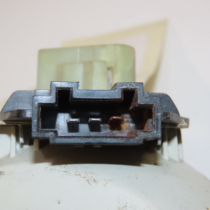 Feu arrière interieur gauche occasion MERCEDES CLASSE CLK I 2088200564 3