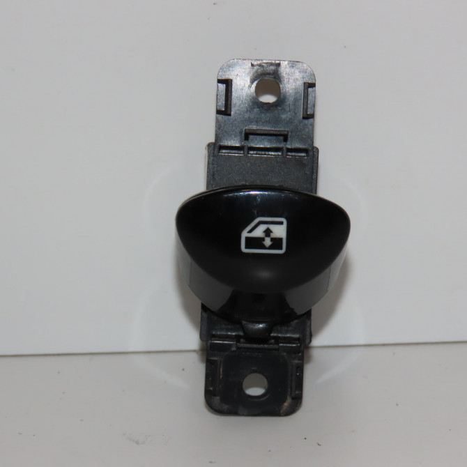 Commande lève-glace porte avant gauche occasion FIAT 500 II Phase 1 04-1995->04-1999 1.4i 165ch 735639073 1