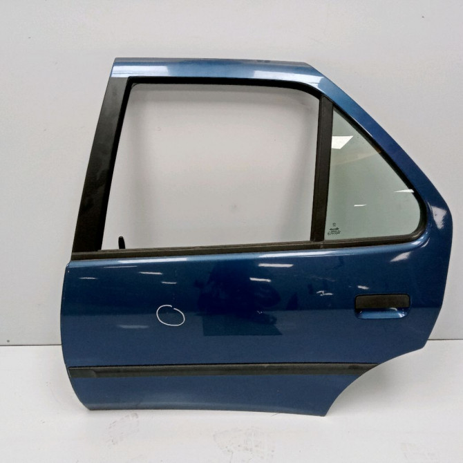 Porte arrière gauche occasion PEUGEOT 306 Phase 2 04-1997->03-2002 1.9 D 900693 1