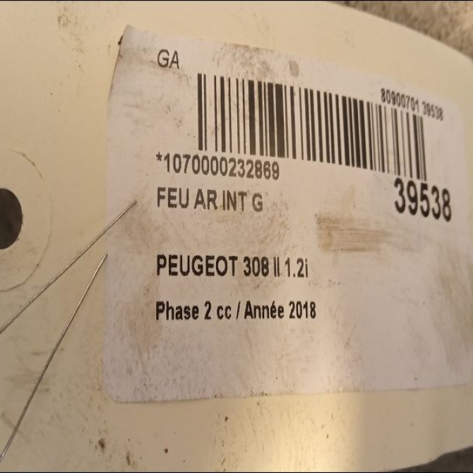 Feu arrière interieur gauche occasion PEUGEOT 308 II 308 II Phase 2 2017-04-01-> 1.2i PureTech 130ch 9677818380 3