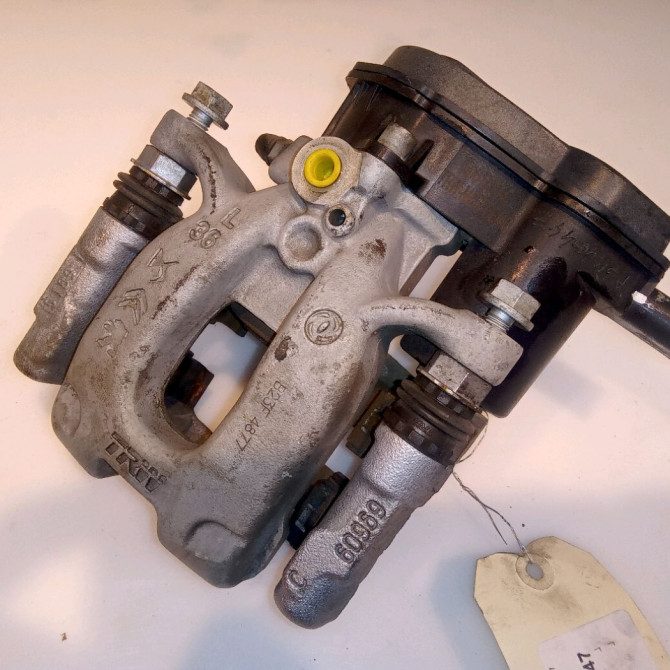 Etrier de frein avant droit occasion CITROEN DS3 1648035280 1